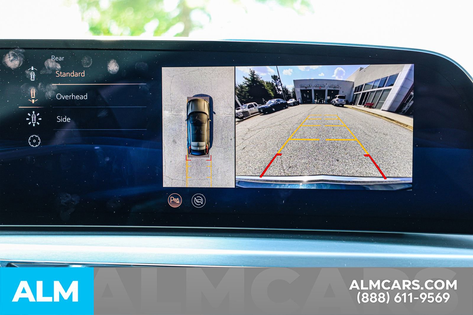 Used 2025 Cadillac Lyriq Luxury image 33