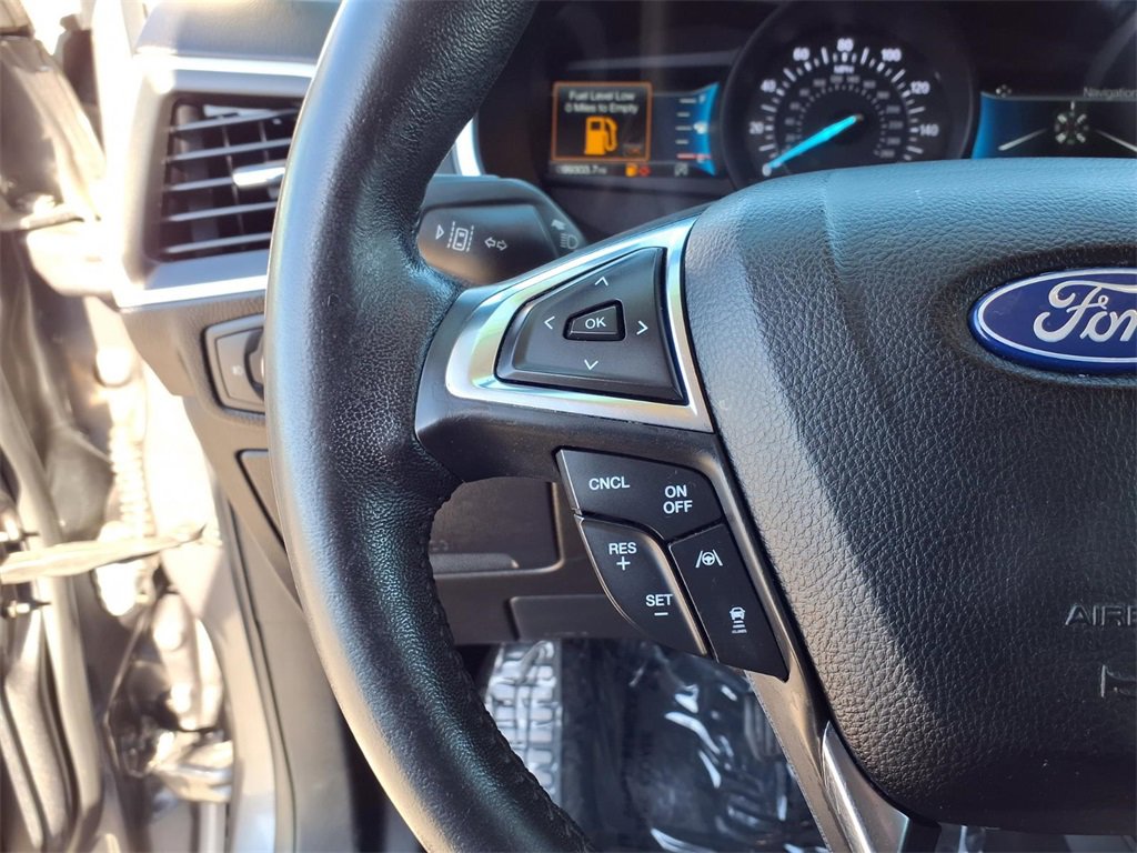 Used 2021 Ford Edge SEL w/ Convenience Package image 17