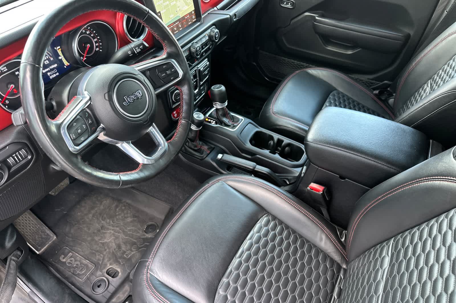 Used 2021 Jeep Gladiator Rubicon AWD/4WD image 11