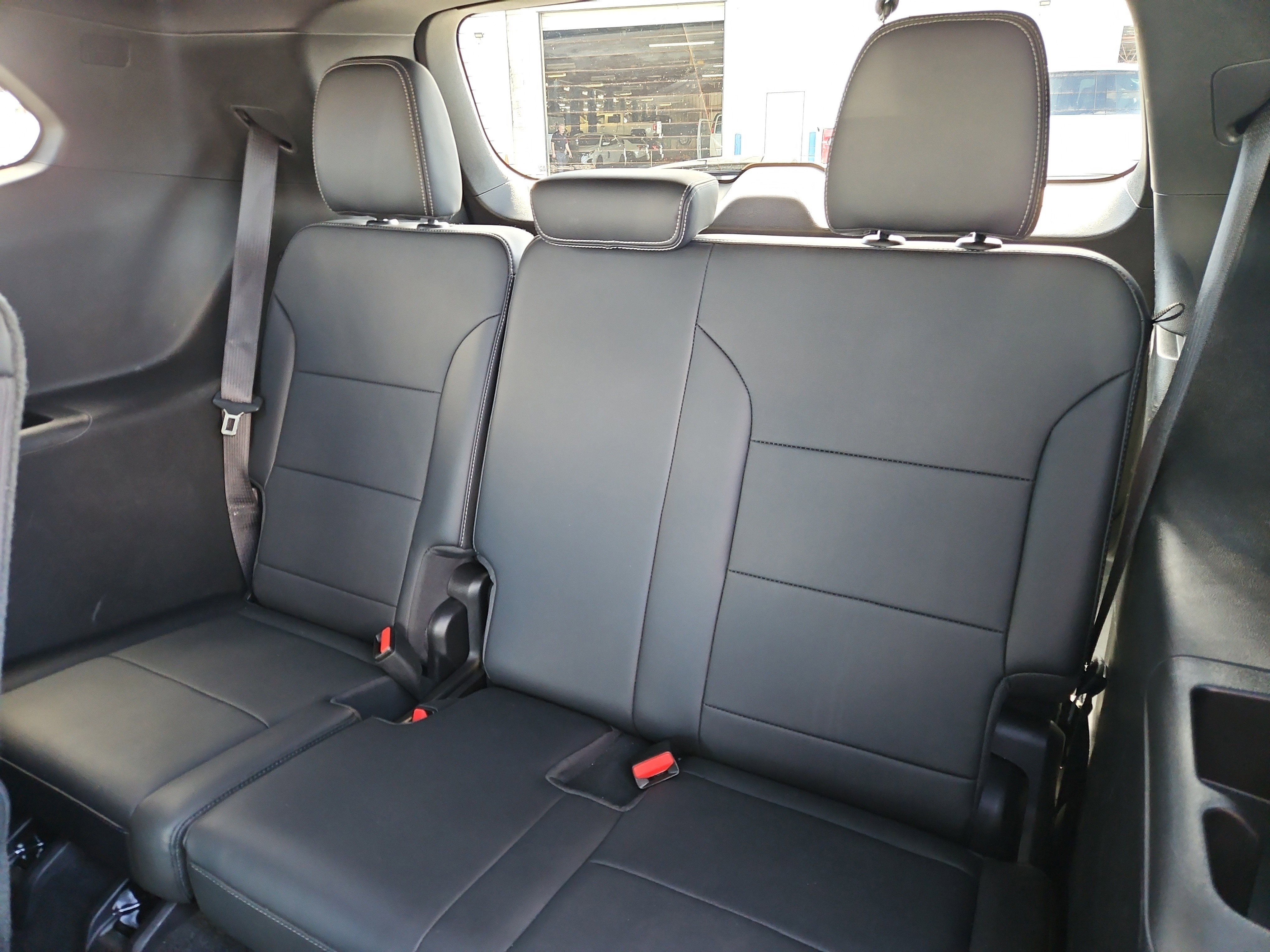 Used 2025 Buick Enclave Preferred FWD image 13