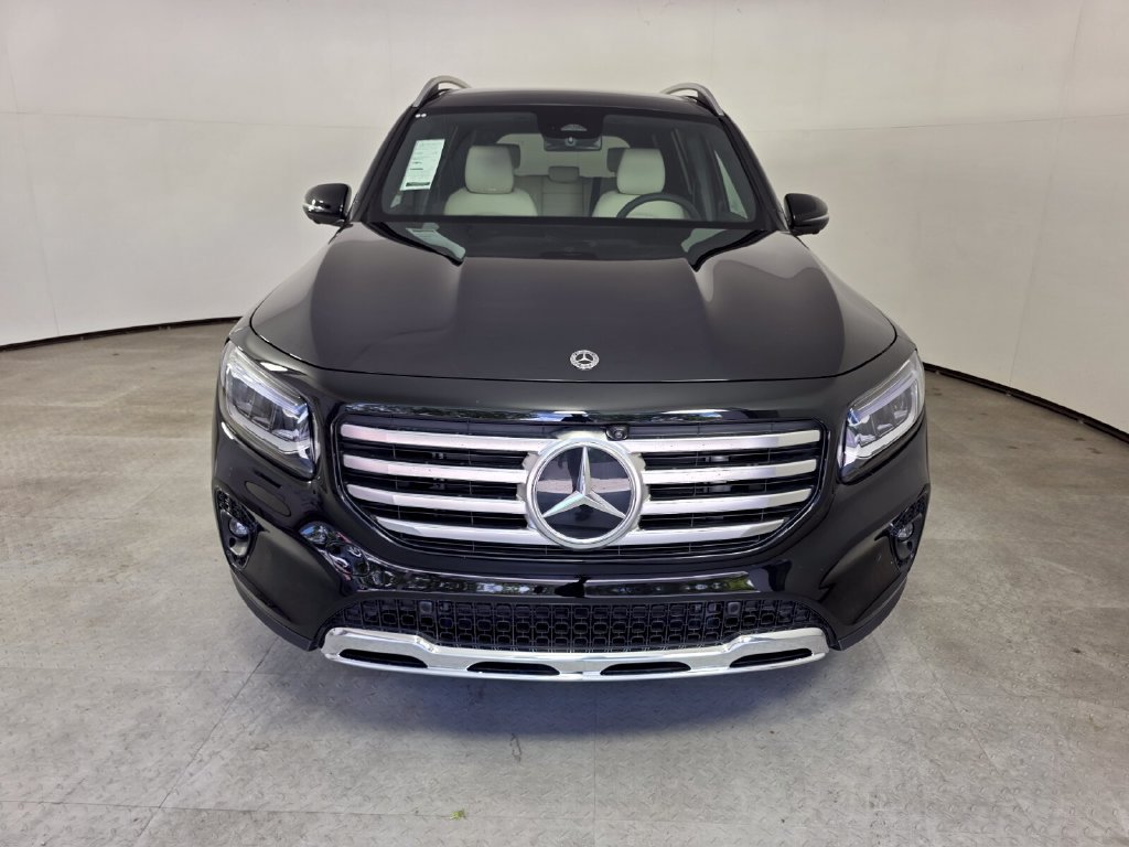 New 2026 Mercedes-Benz GLB 250 image 2