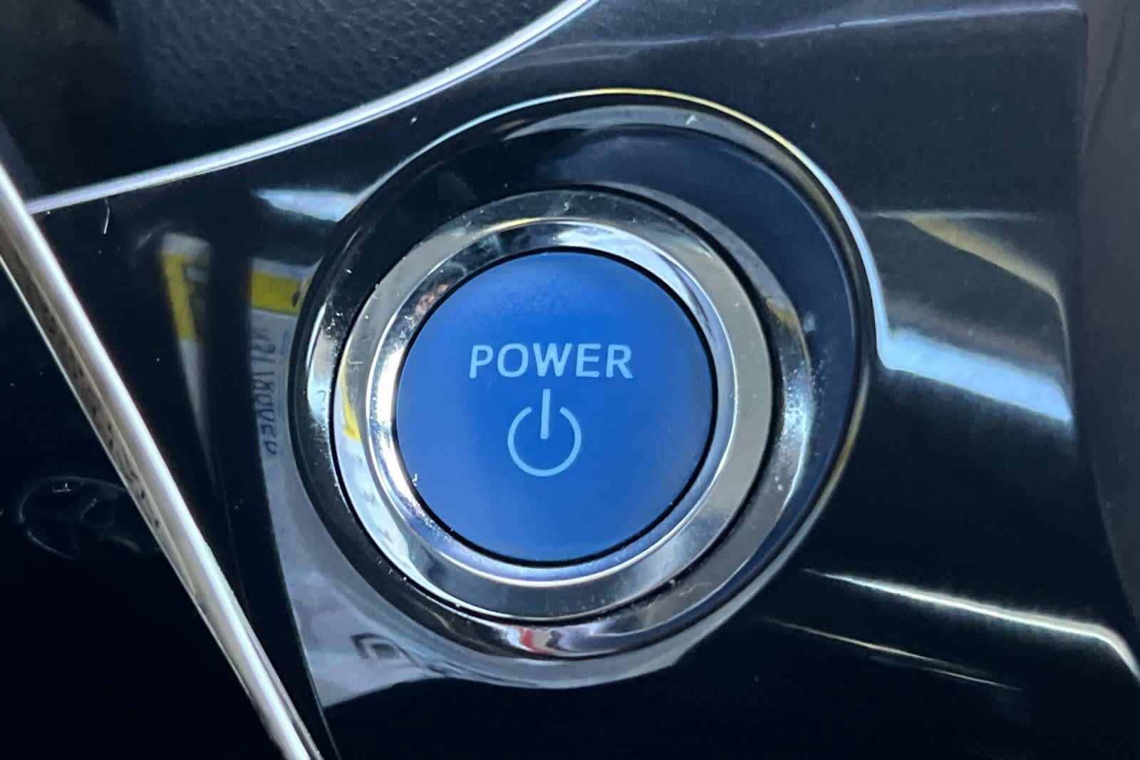 Used 2022 Toyota Prius LE FWD image 23