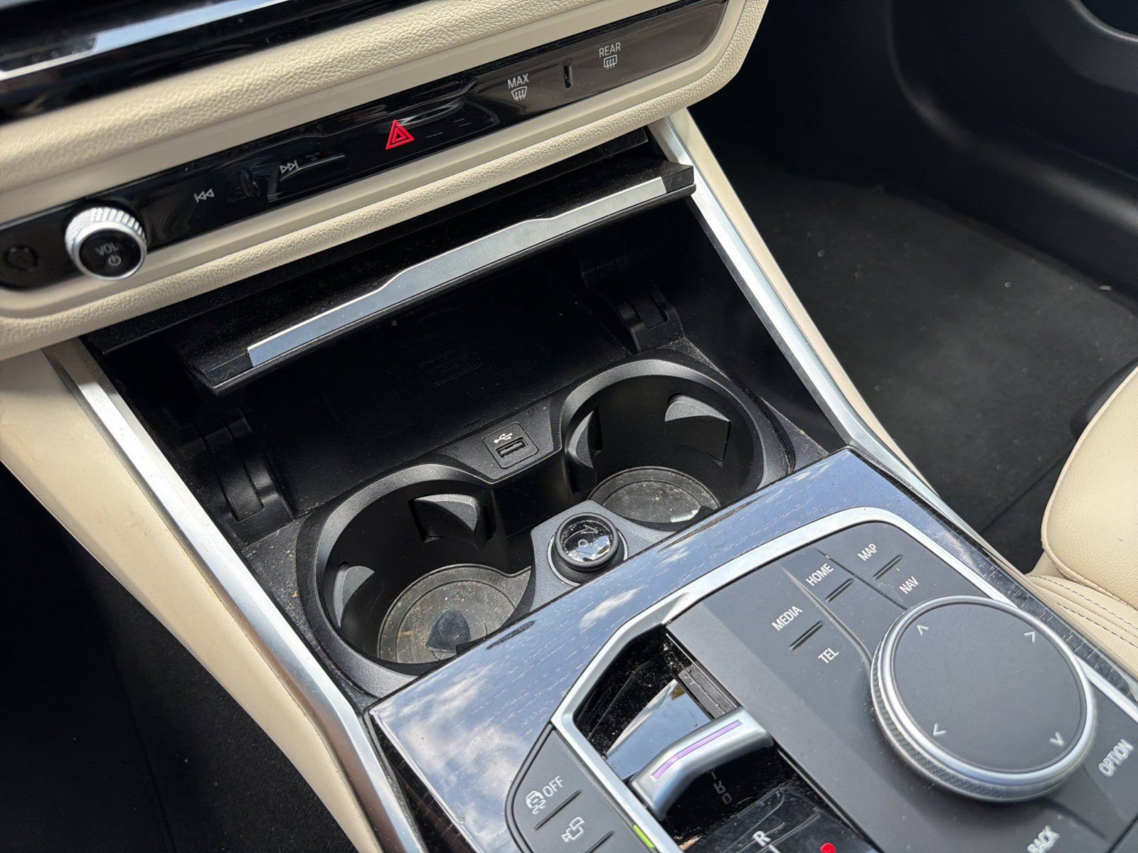 Used 2023 BMW 330i Sedan w/ Premium Package RWD image 31