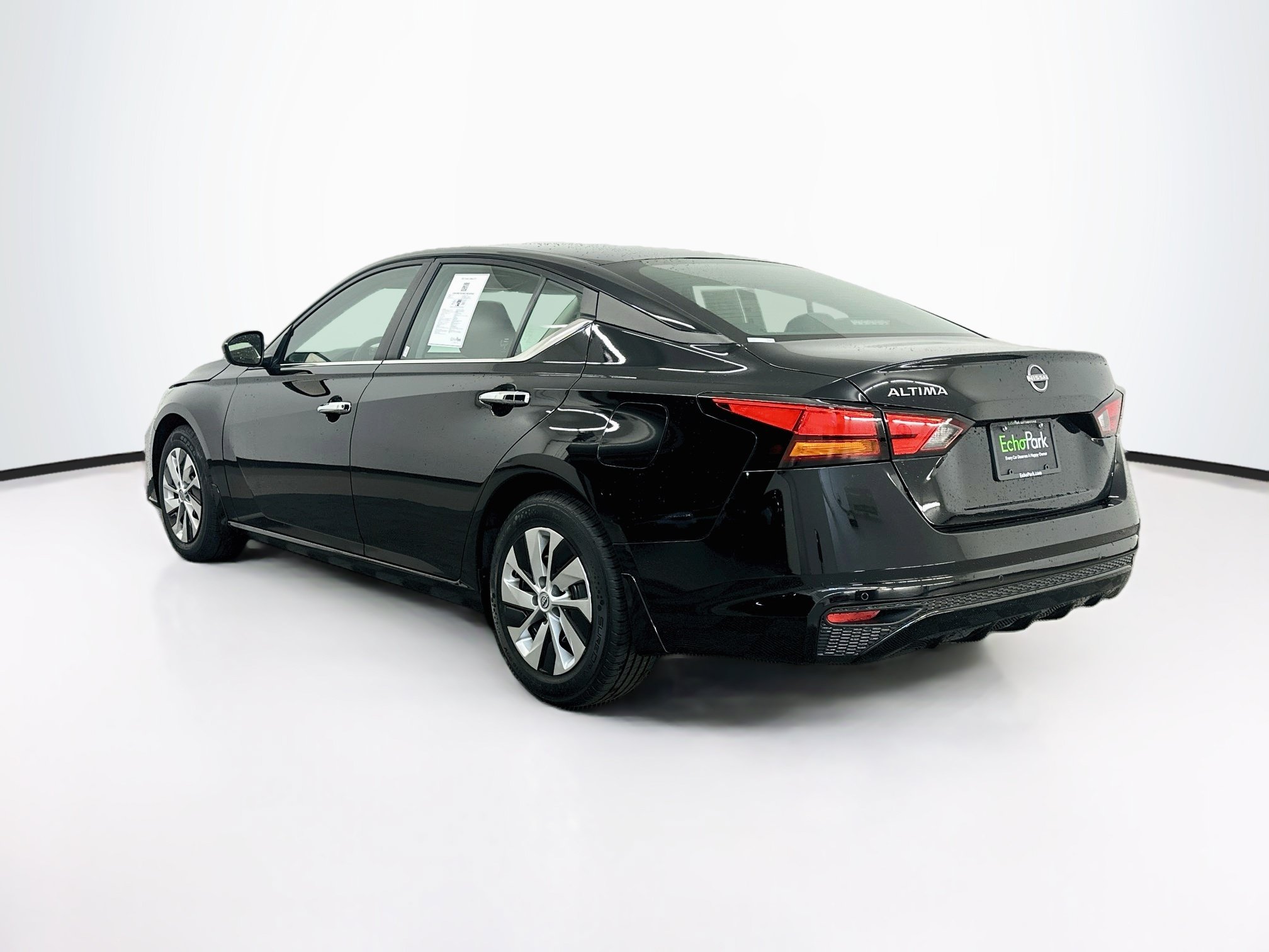 Used 2023 Nissan Altima 2.5 S FWD image 5