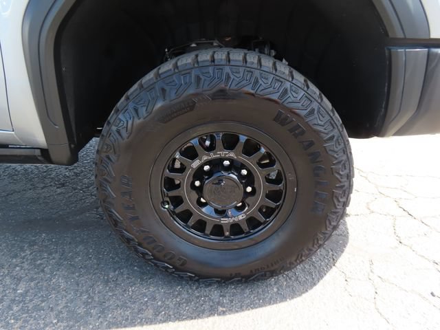 Certified 2026 GMC Sierra 2500 AT4X w/ AT4X AEV Edition AWD/4WD image 11