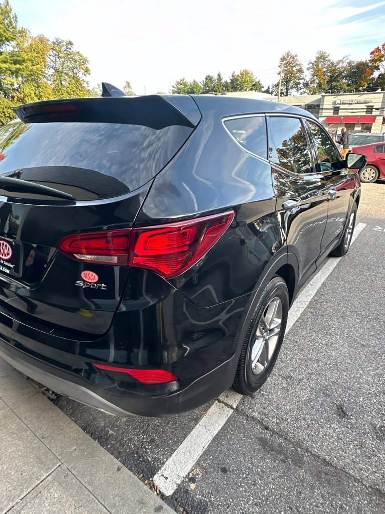 Used 2017 Hyundai Santa Fe Sport FWD image 7