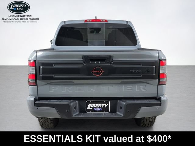Used 2025 Nissan Frontier PRO-4X AWD/4WD image 4