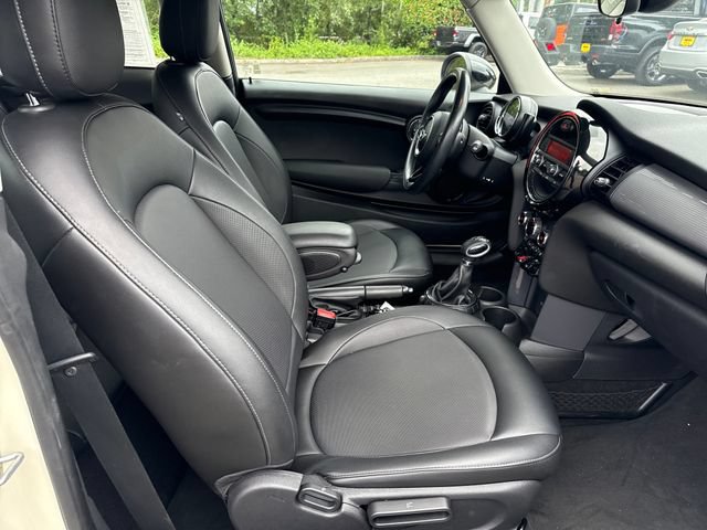 Used 2015 MINI Cooper 2-Door Hardtop FWD image 9