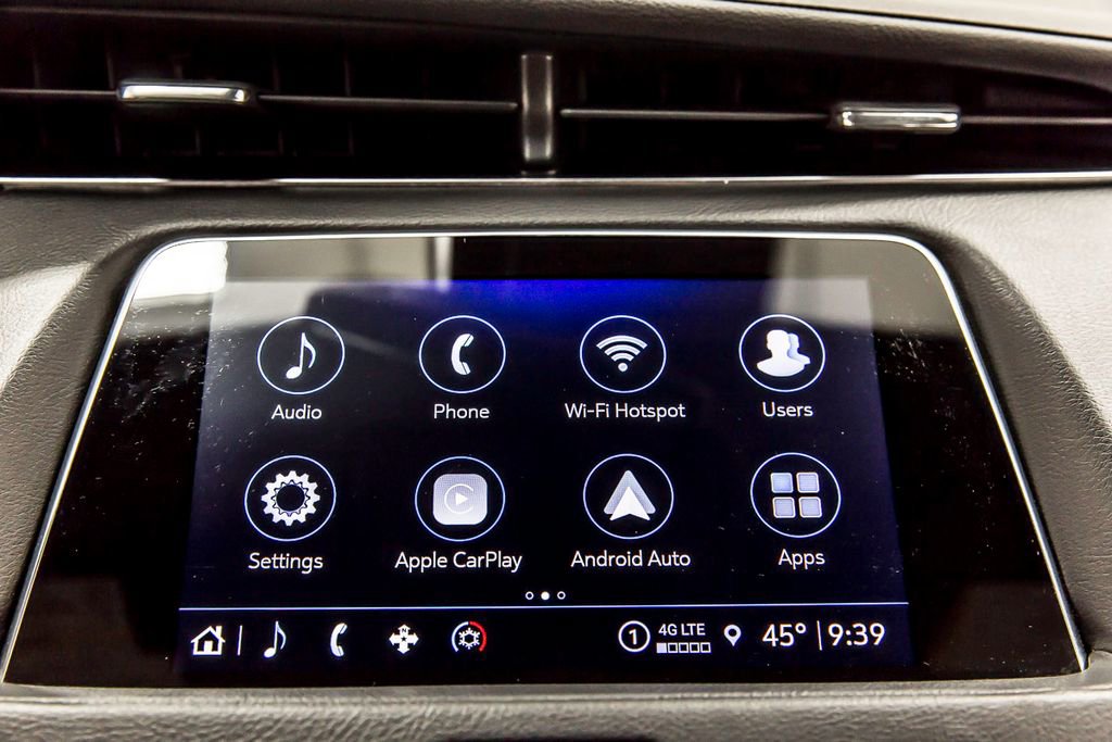 Used 2021 Cadillac XT4 Premium Luxury image 19