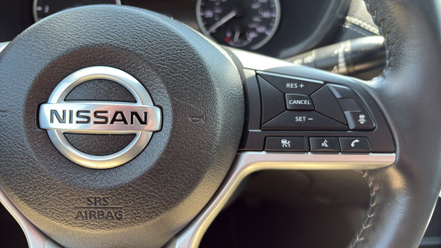 Used 2022 Nissan Sentra SV FWD image 15