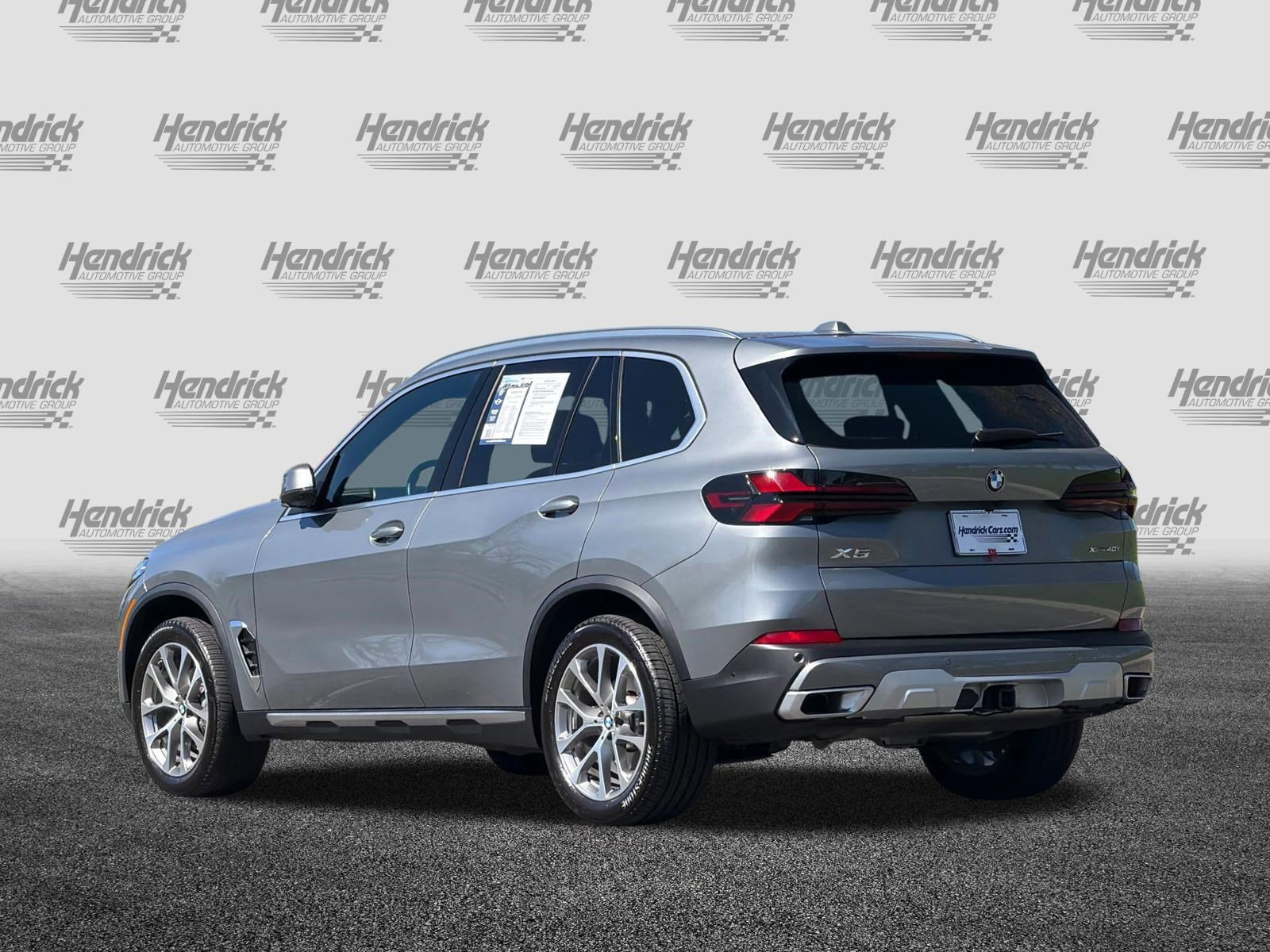 Used 2026 BMW X5 xDrive40i w/ Climate Comfort Package image 7