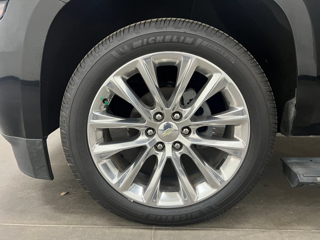 Used 2019 Chevrolet Tahoe Premier w/ Premier Plus Edition AWD/4WD image 32