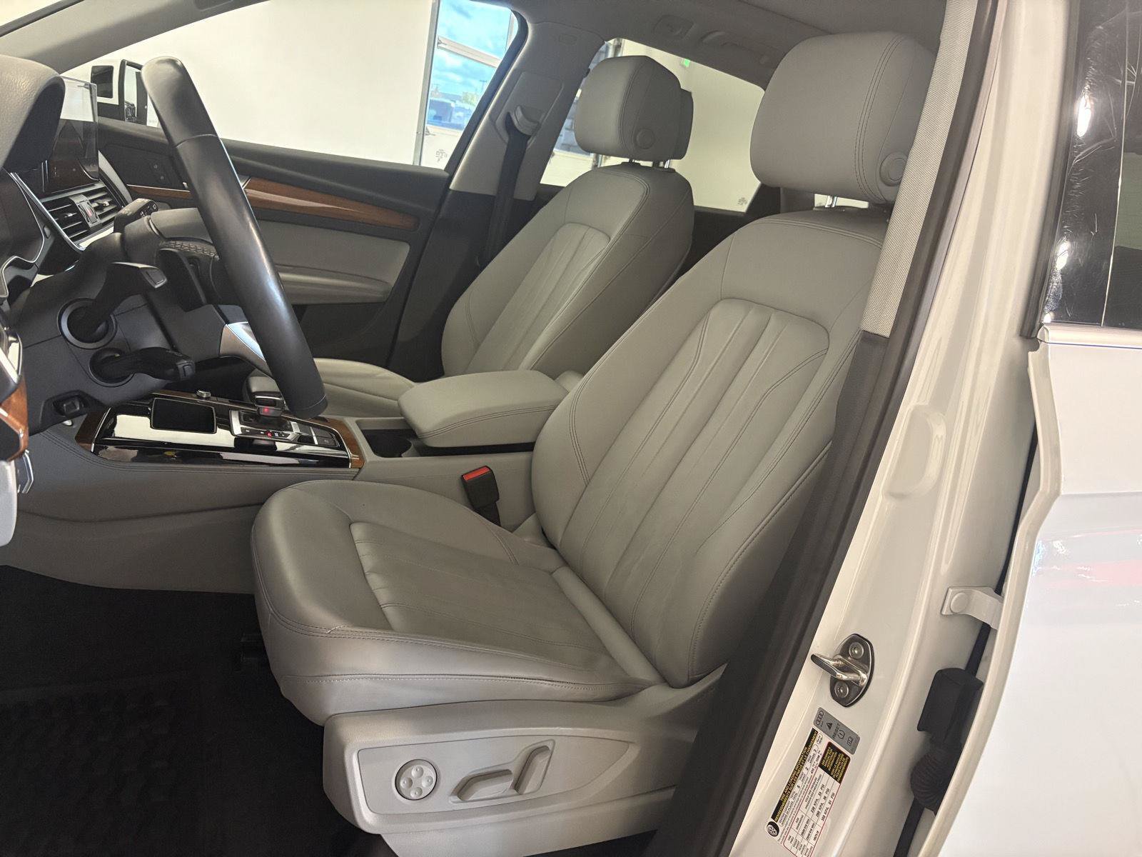 Used 2023 Audi Q5 2.0T Premium Plus AWD/4WD image 15