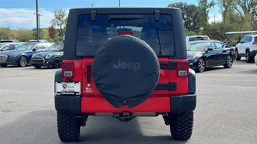 Used 2016 Jeep Wrangler Unlimited Sahara w/ Dual Top Group image 33