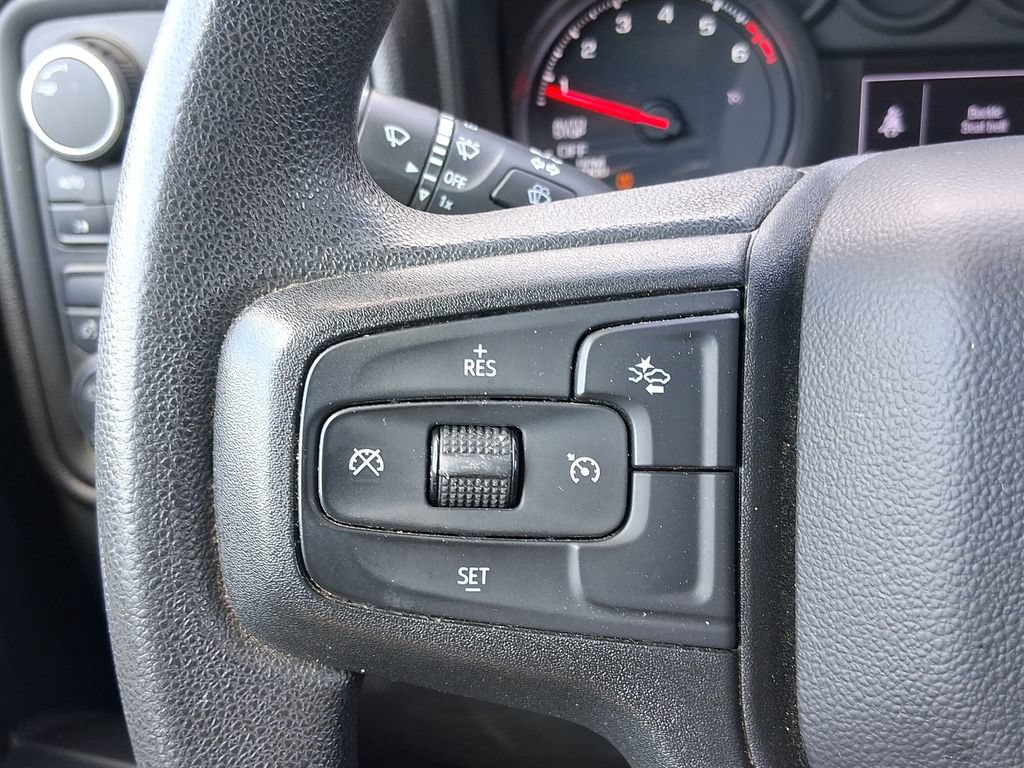 Used 2022 Chevrolet Silverado 1500 Custom AWD/4WD image 26