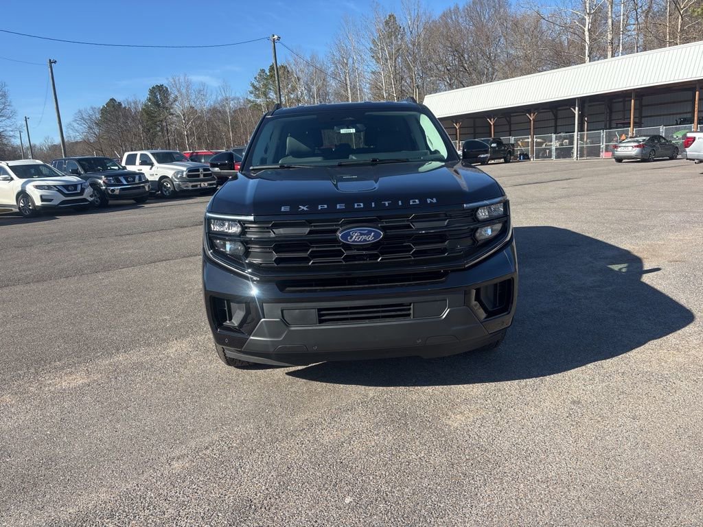 New 2026 Ford Expedition Active image 9