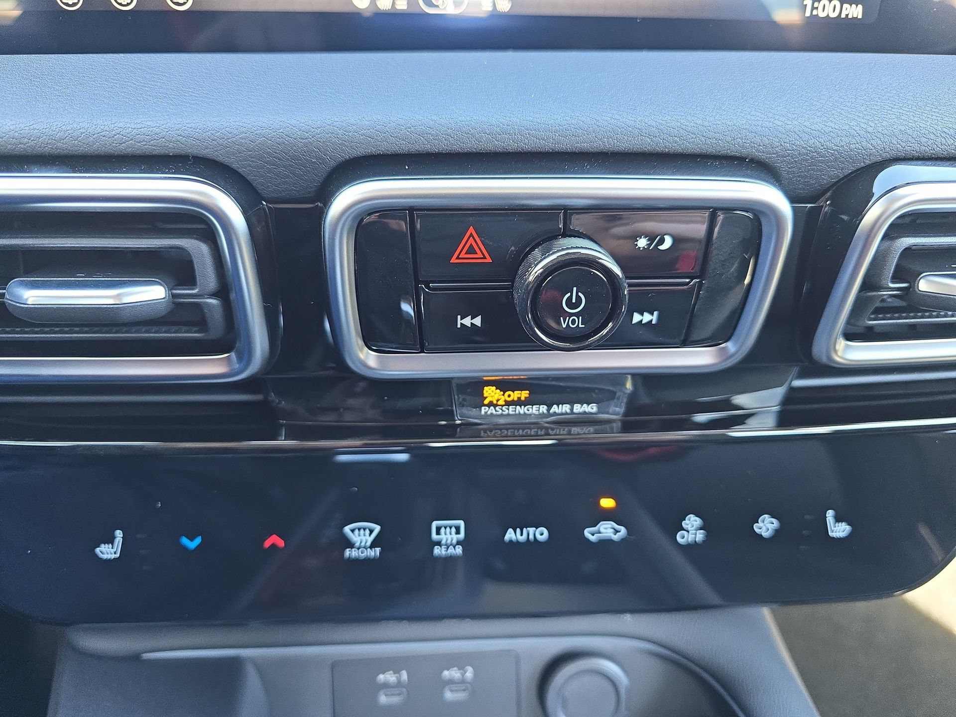 New 2026 Nissan Sentra SV w/ SV Convenience Package FWD image 24