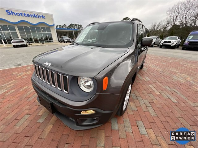 Used 2018 Jeep Renegade Latitude image 30