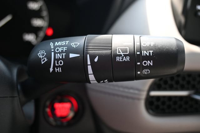 Used 2025 Honda HR-V EX-L image 35
