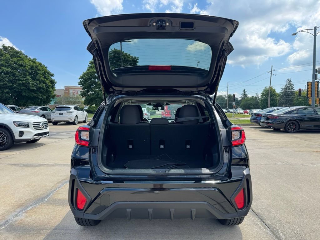 Used 2025 Subaru Crosstrek 2.5i Premium AWD/4WD image 23