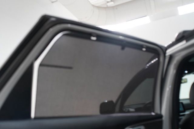 Used 2025 Kia Sorento SX Prestige image 36