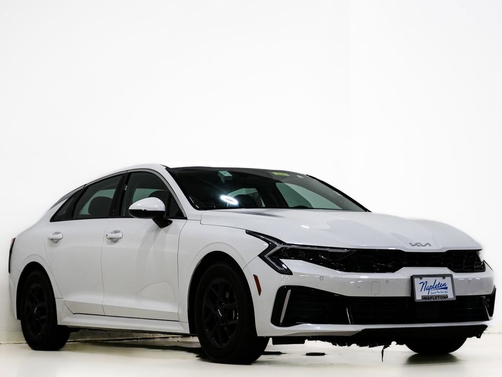 Used 2025 Kia K5 LXS image 1