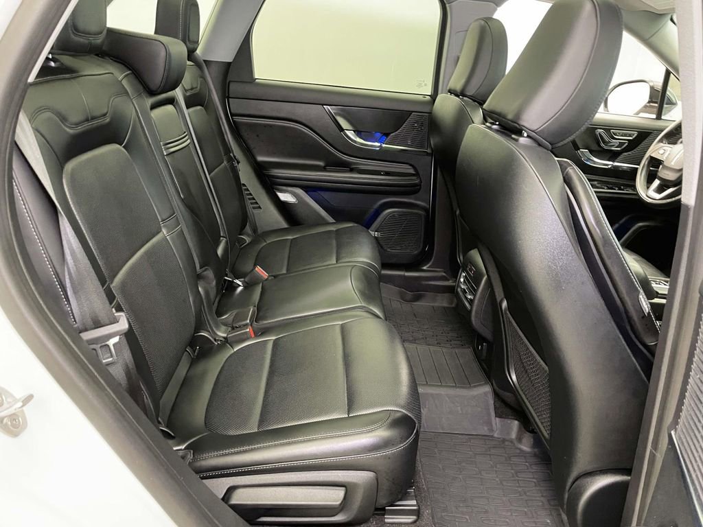 Used 2021 Lincoln Corsair AWD w/ Premium Package image 21