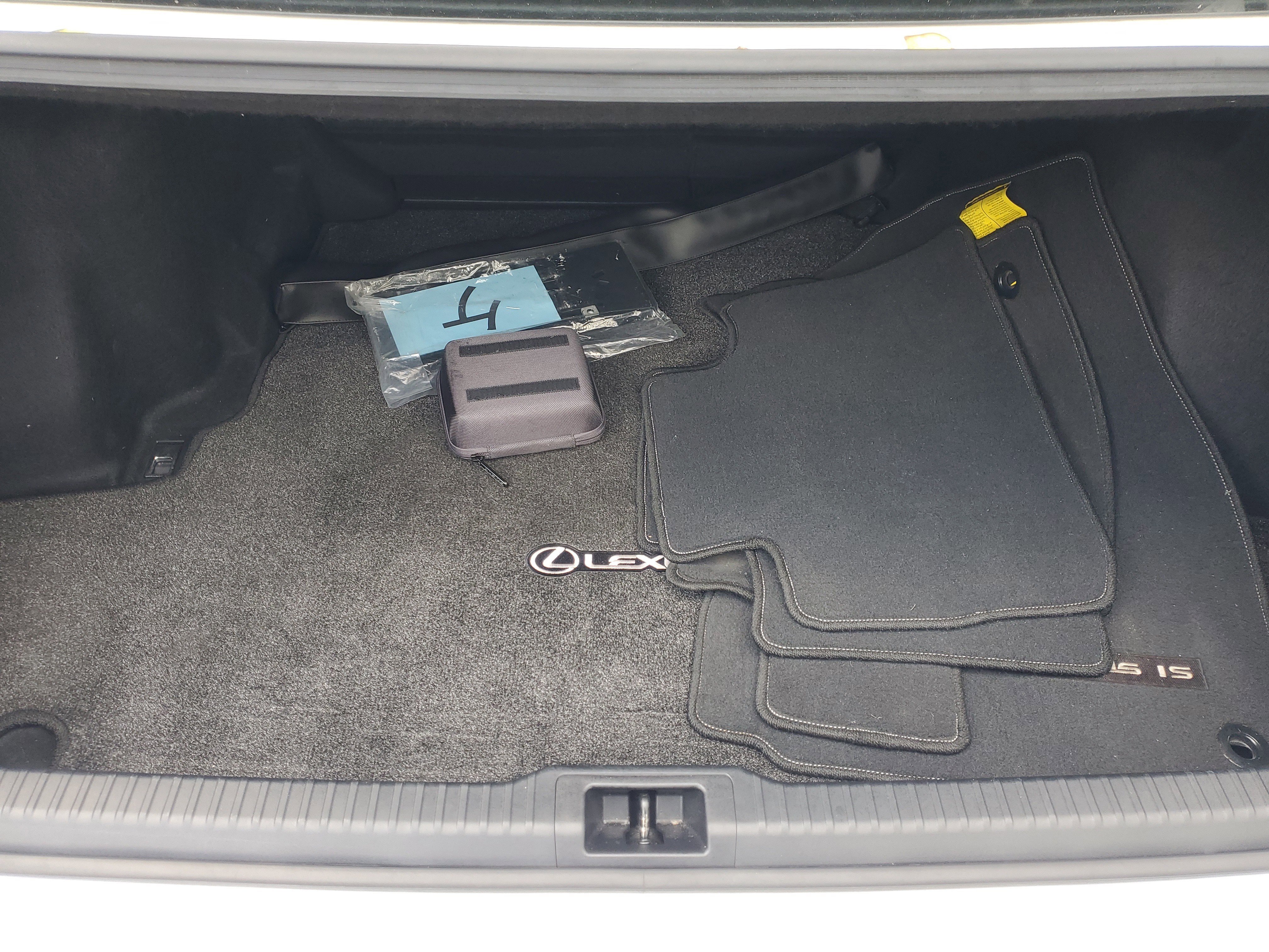 Certified 2022 Lexus IS 350 F Sport image 10