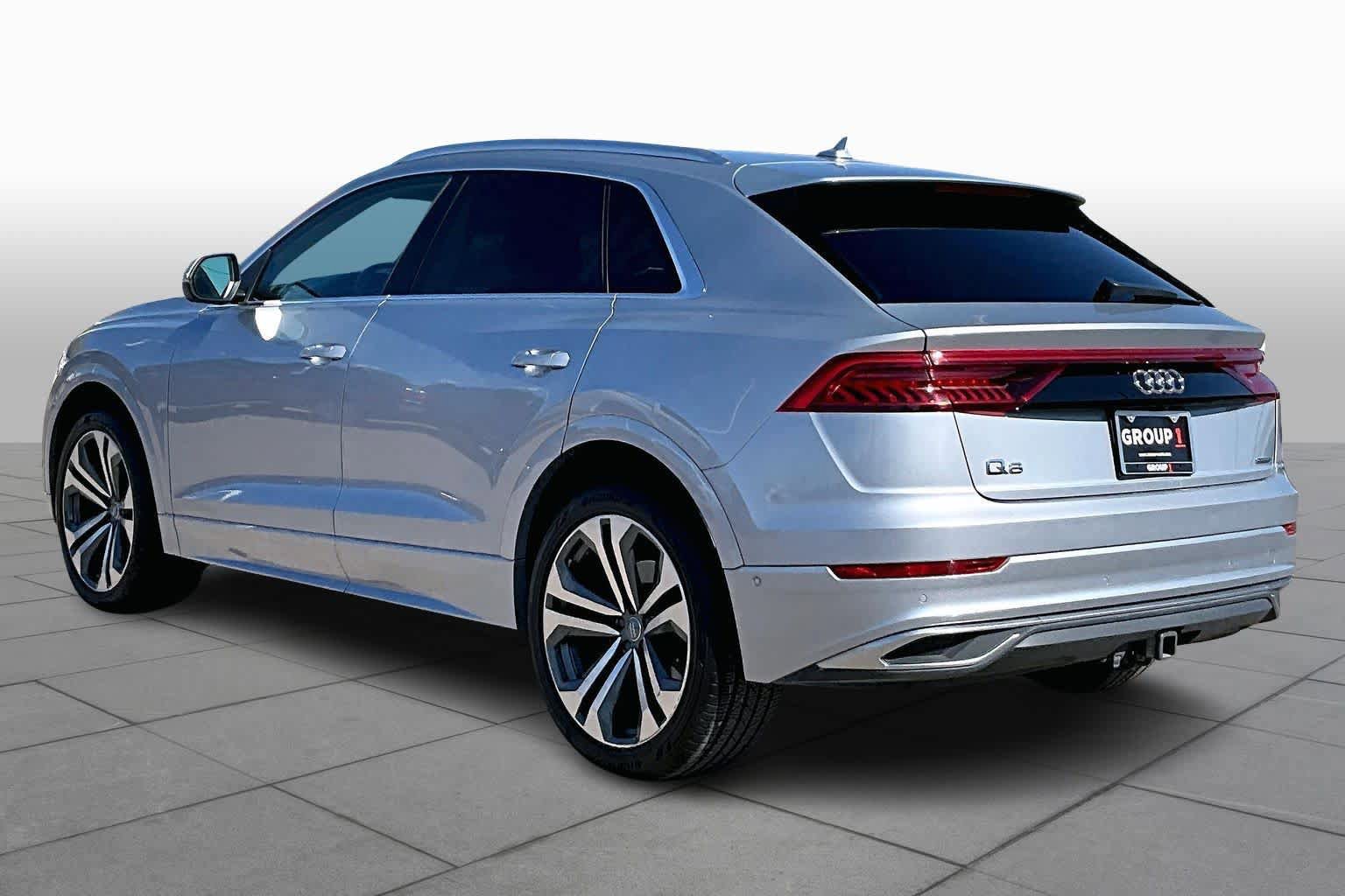 Used 2019 Audi Q8 Prestige w/ Luxury Package image 12