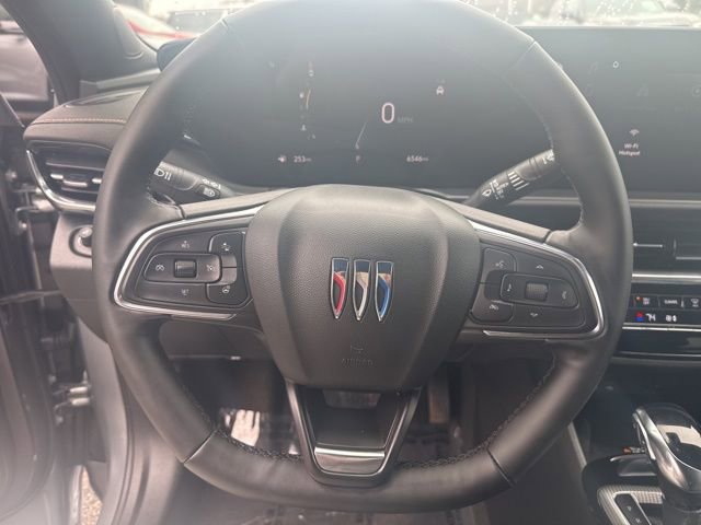 New 2025 Buick Envista Avenir image 16