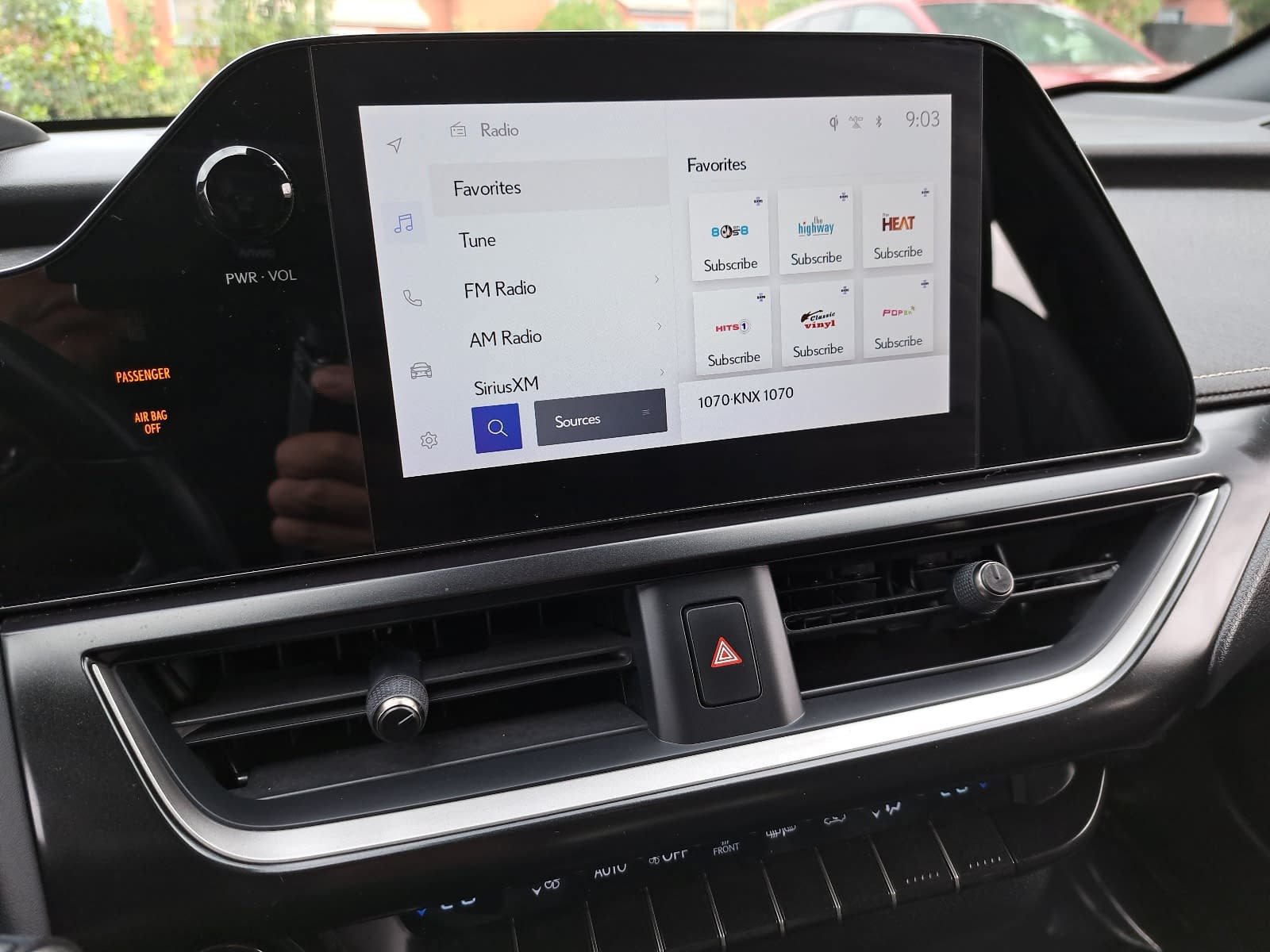 Used 2024 Lexus UX 250h FWD image 23