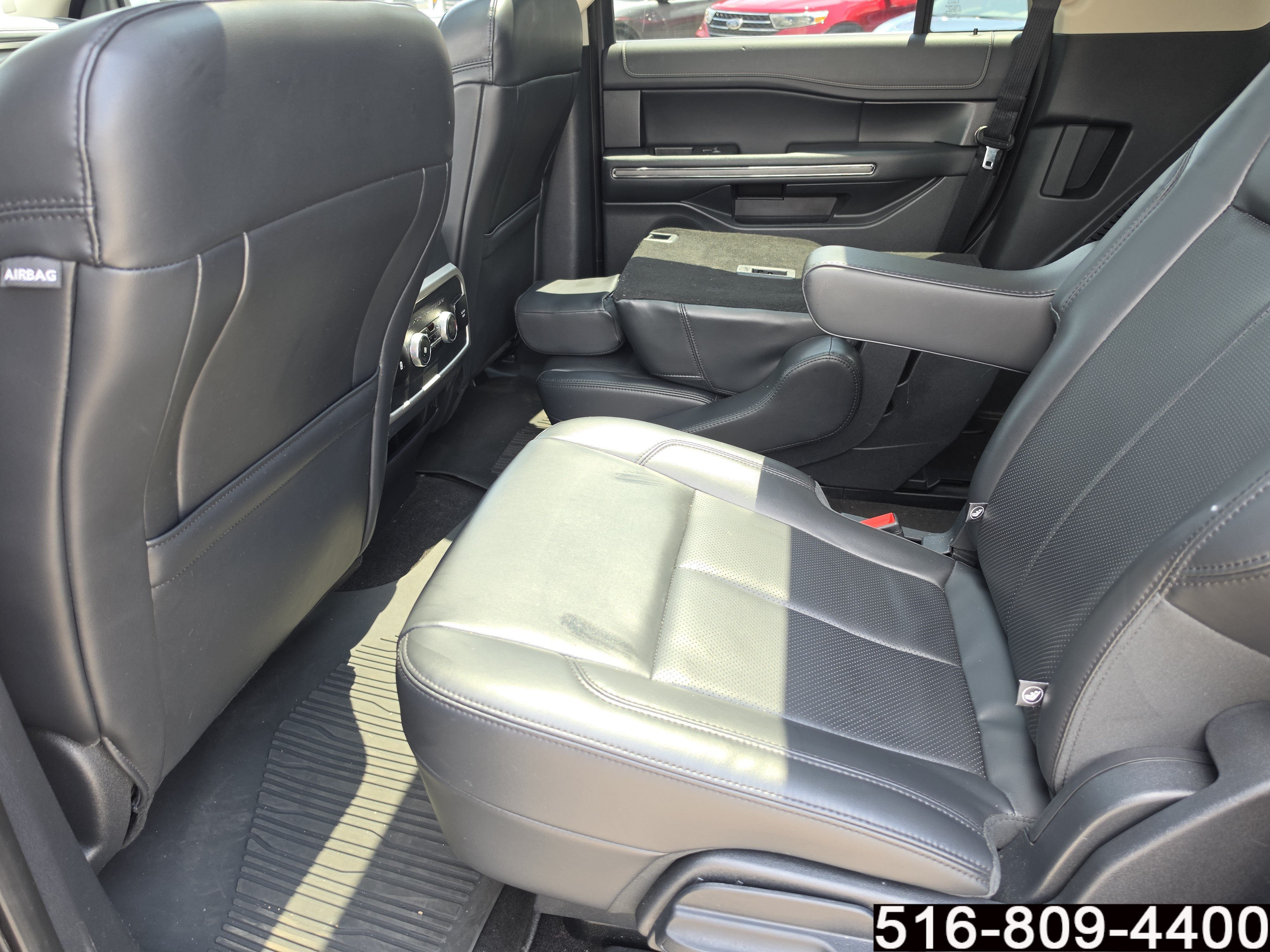 Used 2023 Ford Expedition XLT AWD/4WD image 21
