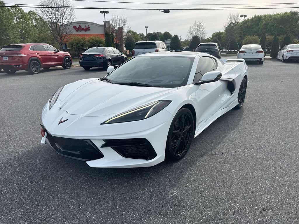 Used 2022 Chevrolet Corvette Stingray Premium Cpe w/ Z51 Performance Package image 3