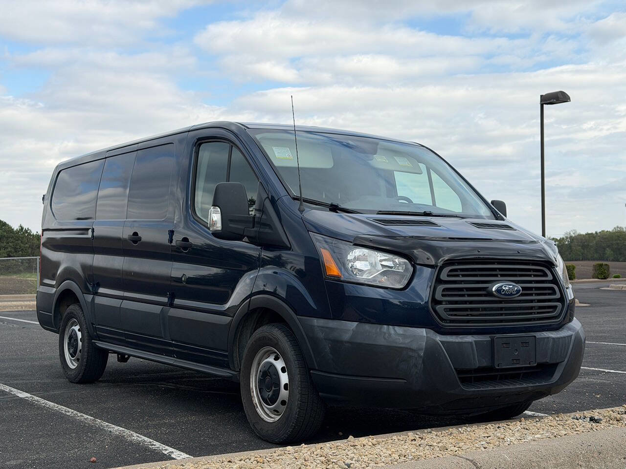 Used 2019 Ford Transit 150 130 Low Roof RWD image 1