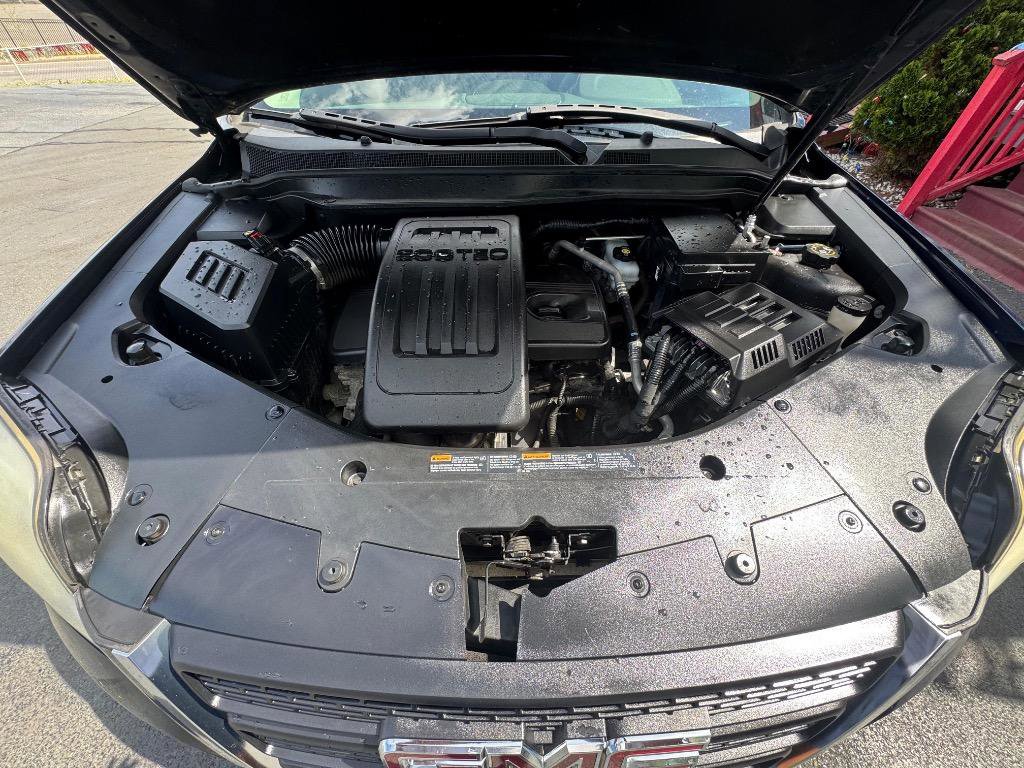 Used 2015 GMC Terrain SLE FWD image 34
