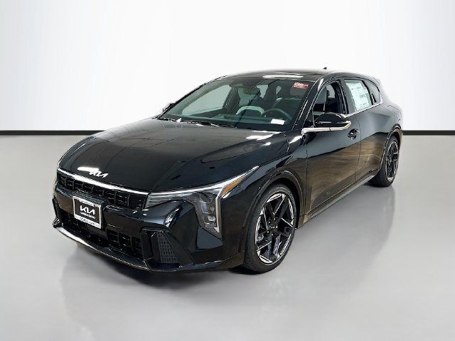 New 2026 Kia K4 GT-Line w/ GT-Line Premium Package FWD image 3