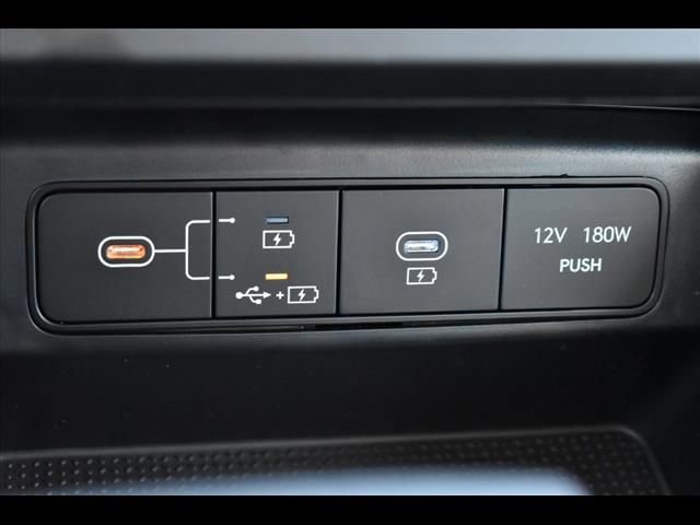 Certified 2025 Hyundai Tucson SE FWD image 6