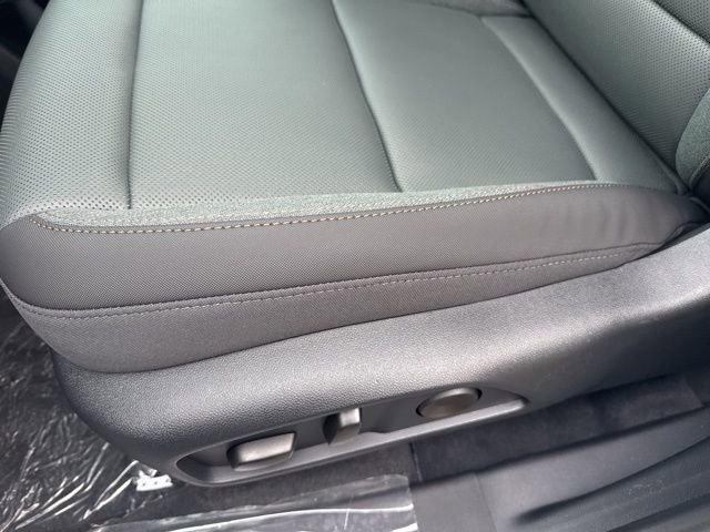 New 2026 GMC Terrain AT4 w/ Convenience Package III image 15