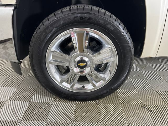 Used 2013 Chevrolet Silverado 1500 LT image 24