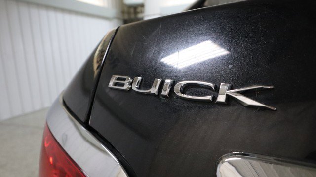 Used 2012 Buick LaCrosse Touring image 23