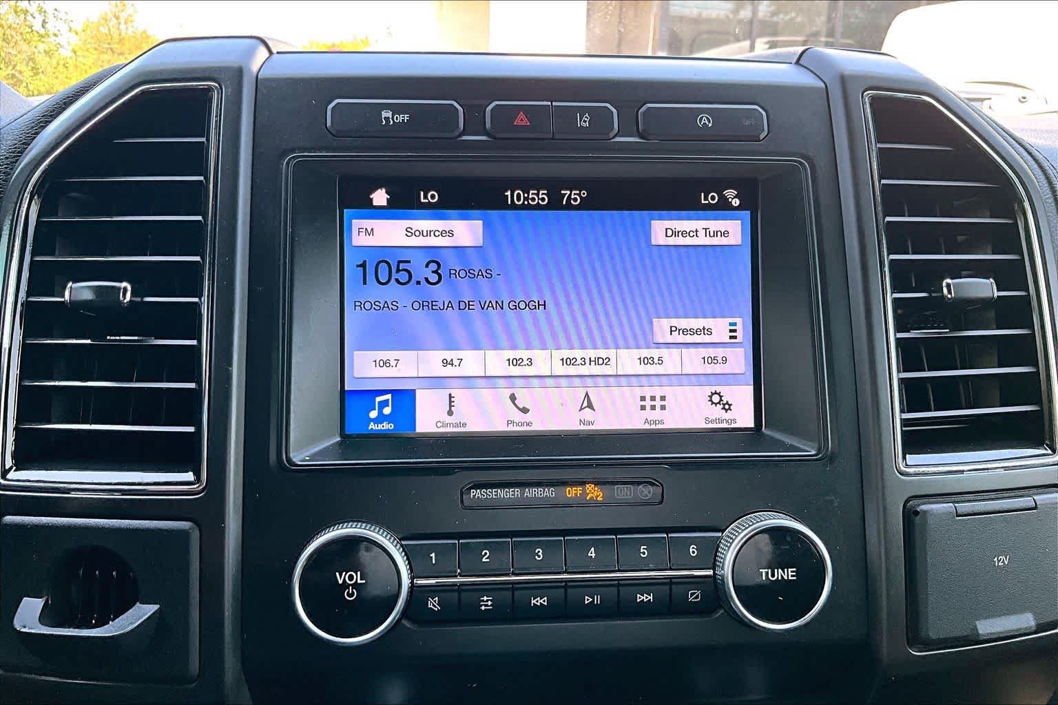 Used 2019 Ford Expedition Limited w/ Equipment Group 301A RWD image 32