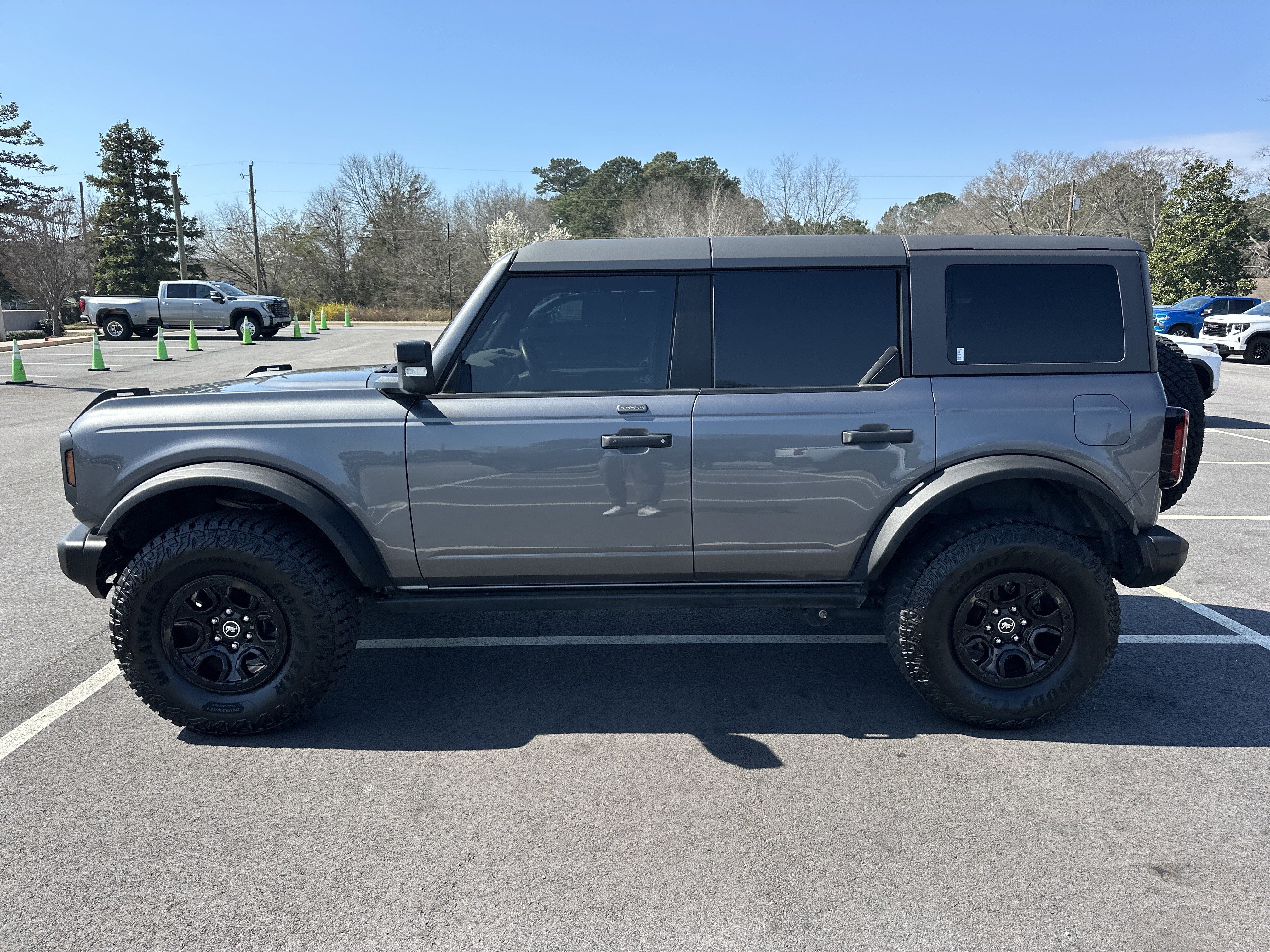 Used 2023 Ford Bronco Badlands w/ Sasquatch Package image 9