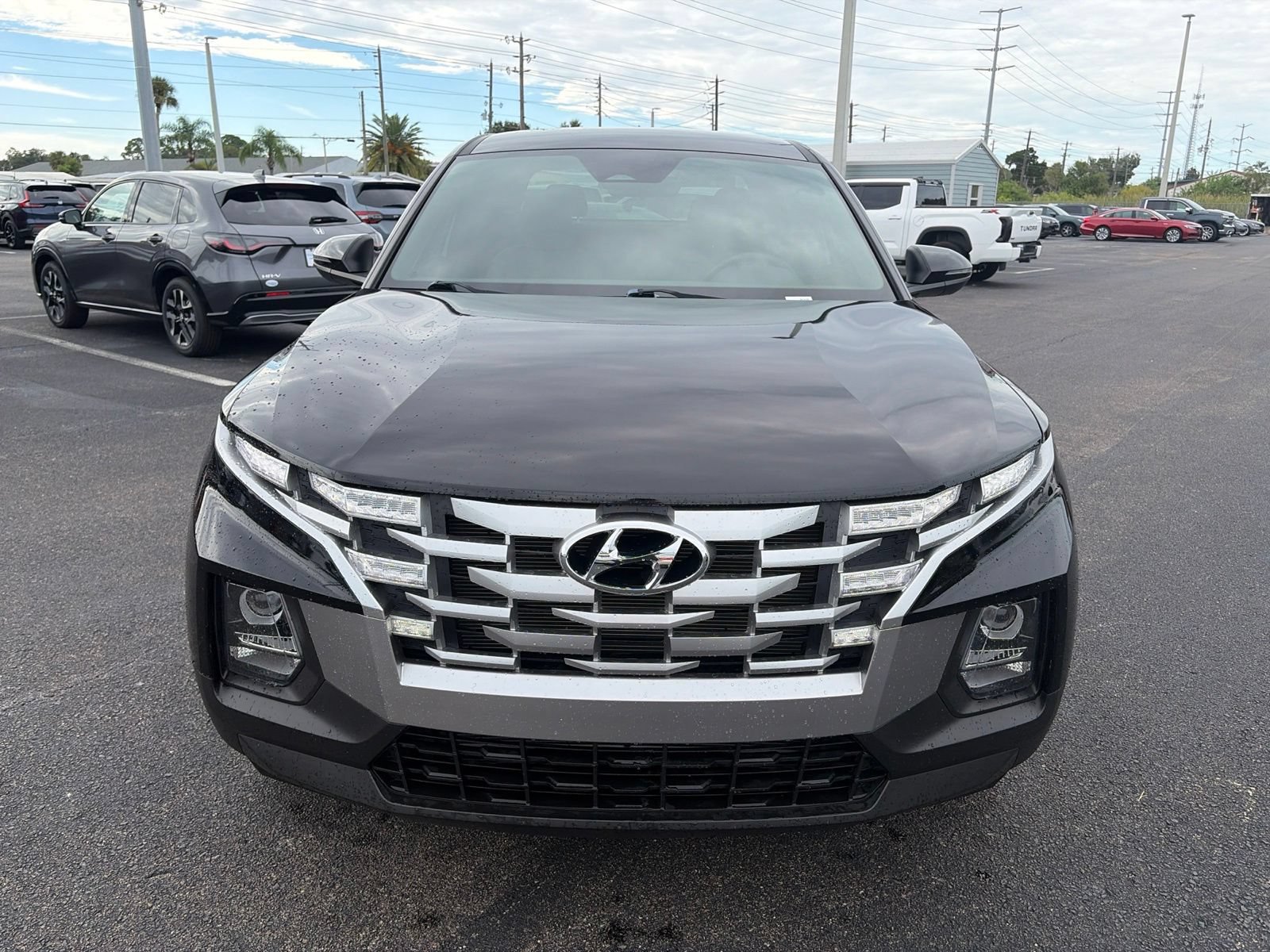 Used 2022 Hyundai Santa Cruz SEL FWD image 2