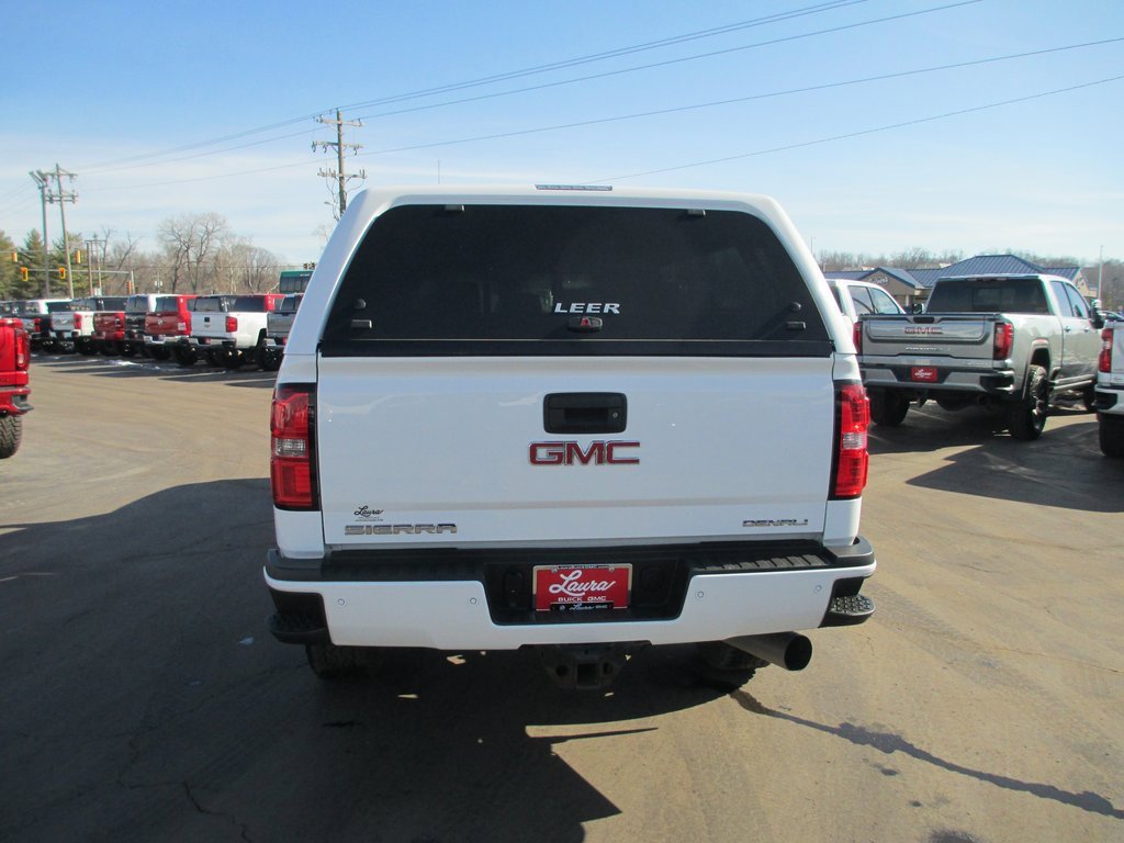 Used 2016 GMC Sierra 3500 Denali w/ Duramax Plus Package image 4