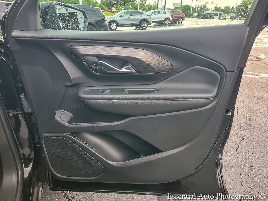 Certified 2023 GMC Terrain SLT w/ LPO, Floor Liner Package FWD image 26