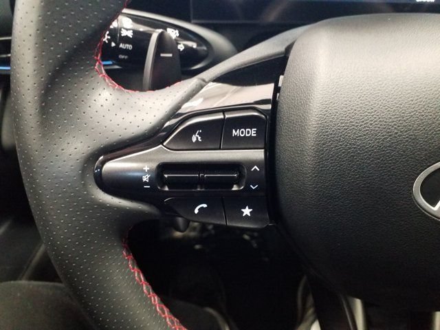Certified 2025 Hyundai Elantra N Line FWD image 4