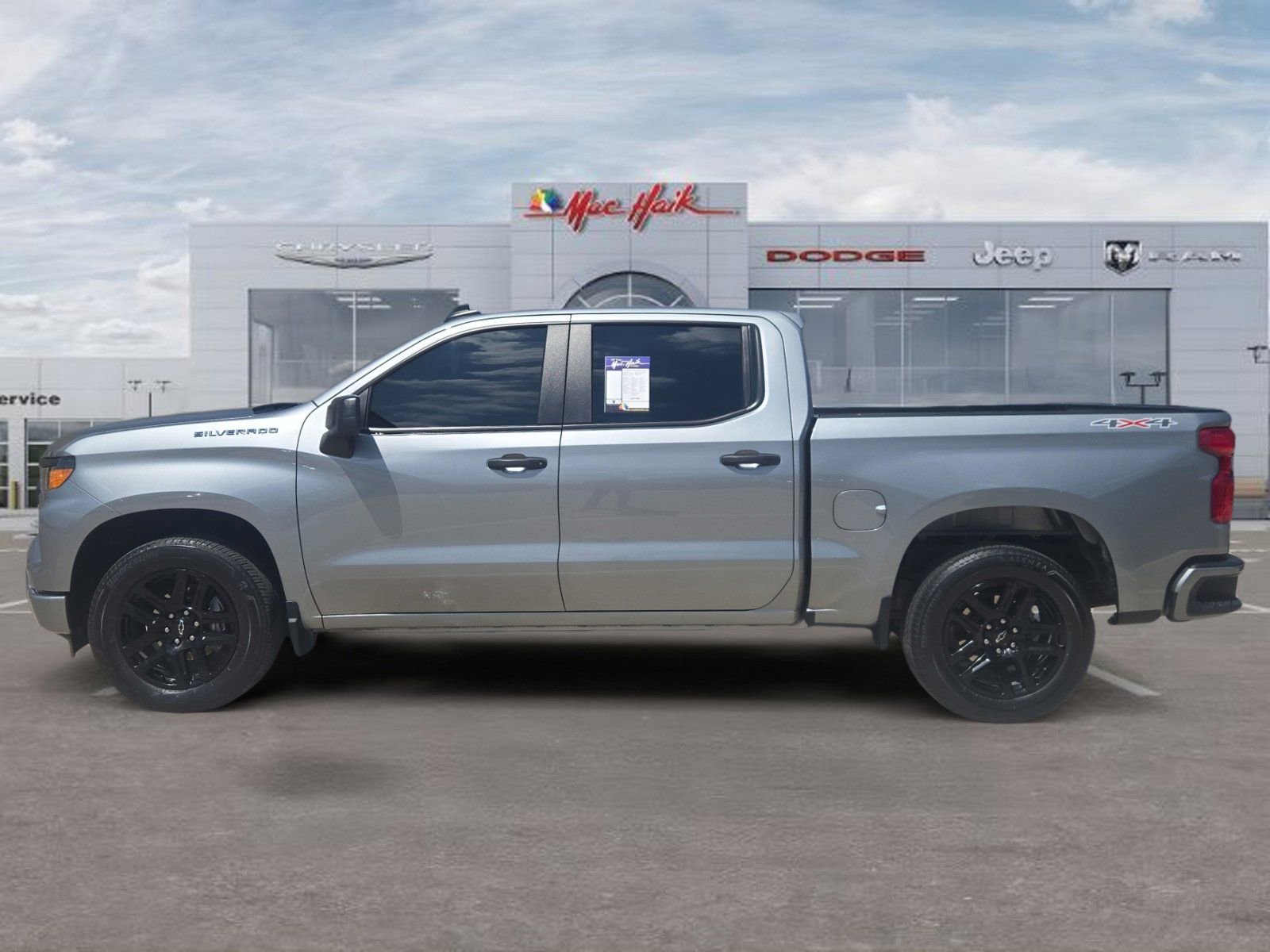 Used 2024 Chevrolet Silverado 1500 Custom AWD/4WD image 2