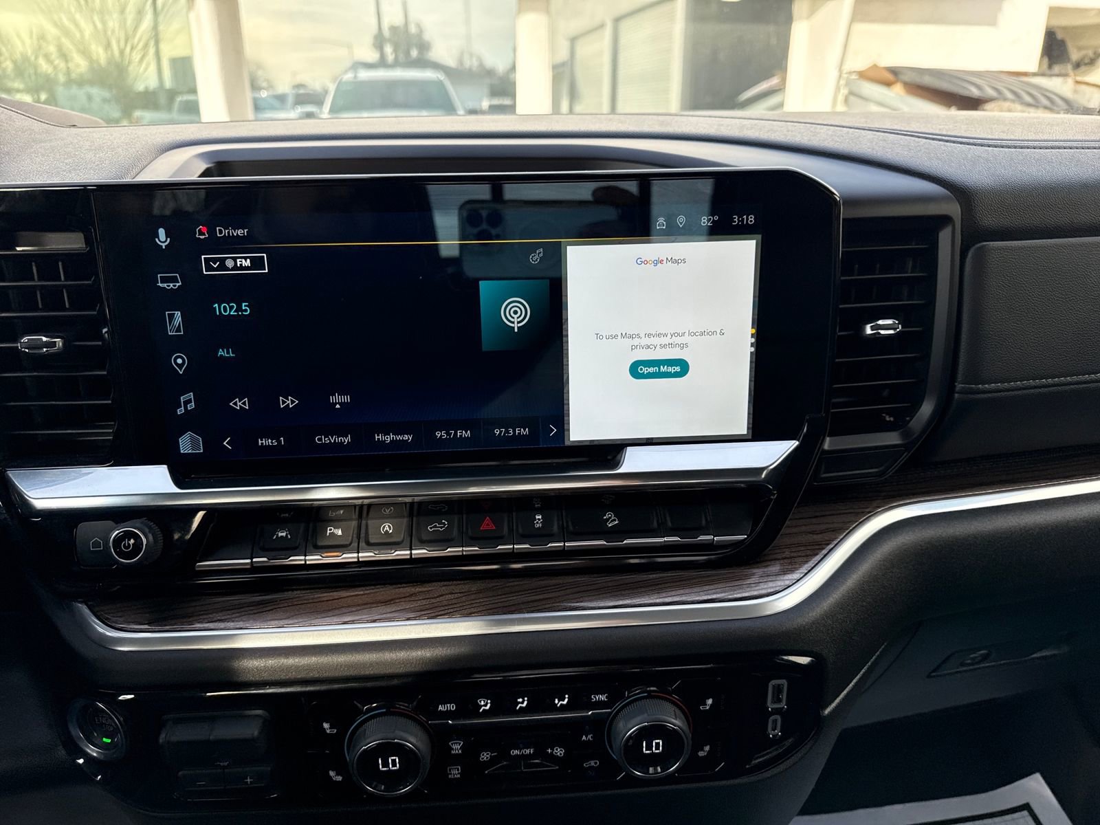 Used 2025 Chevrolet Silverado 1500 LT w/ Z71 Off-Road Package image 18