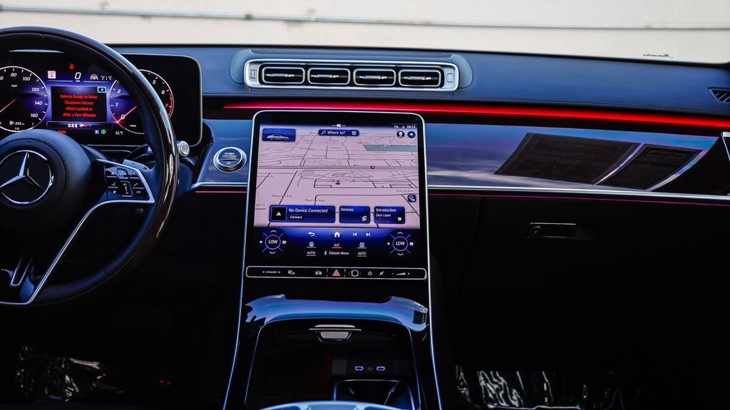 Used 2024 Mercedes-Benz S 580 S 580 image 15