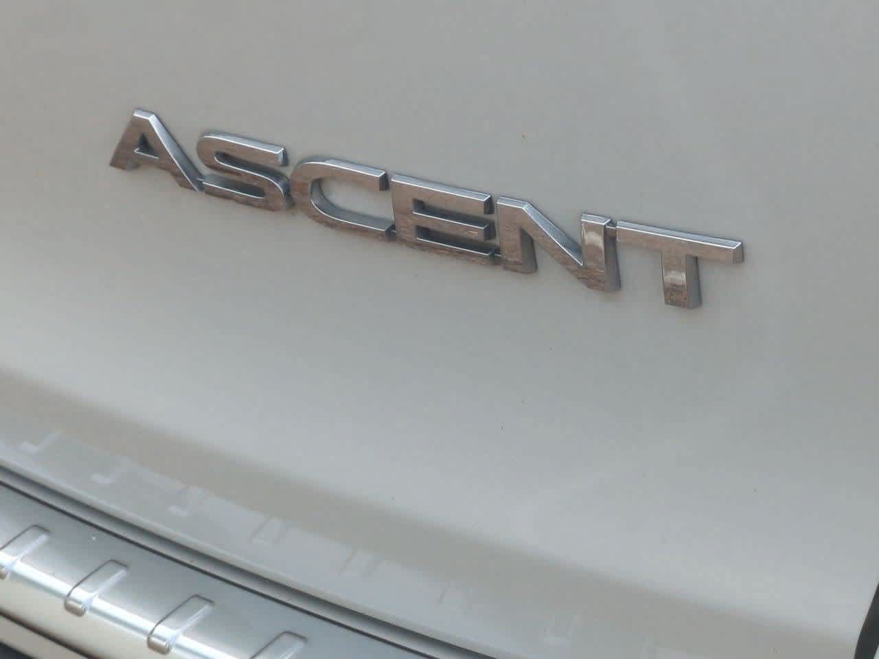 Certified 2024 Subaru Ascent Premium w/ Convenience Package AWD/4WD image 12